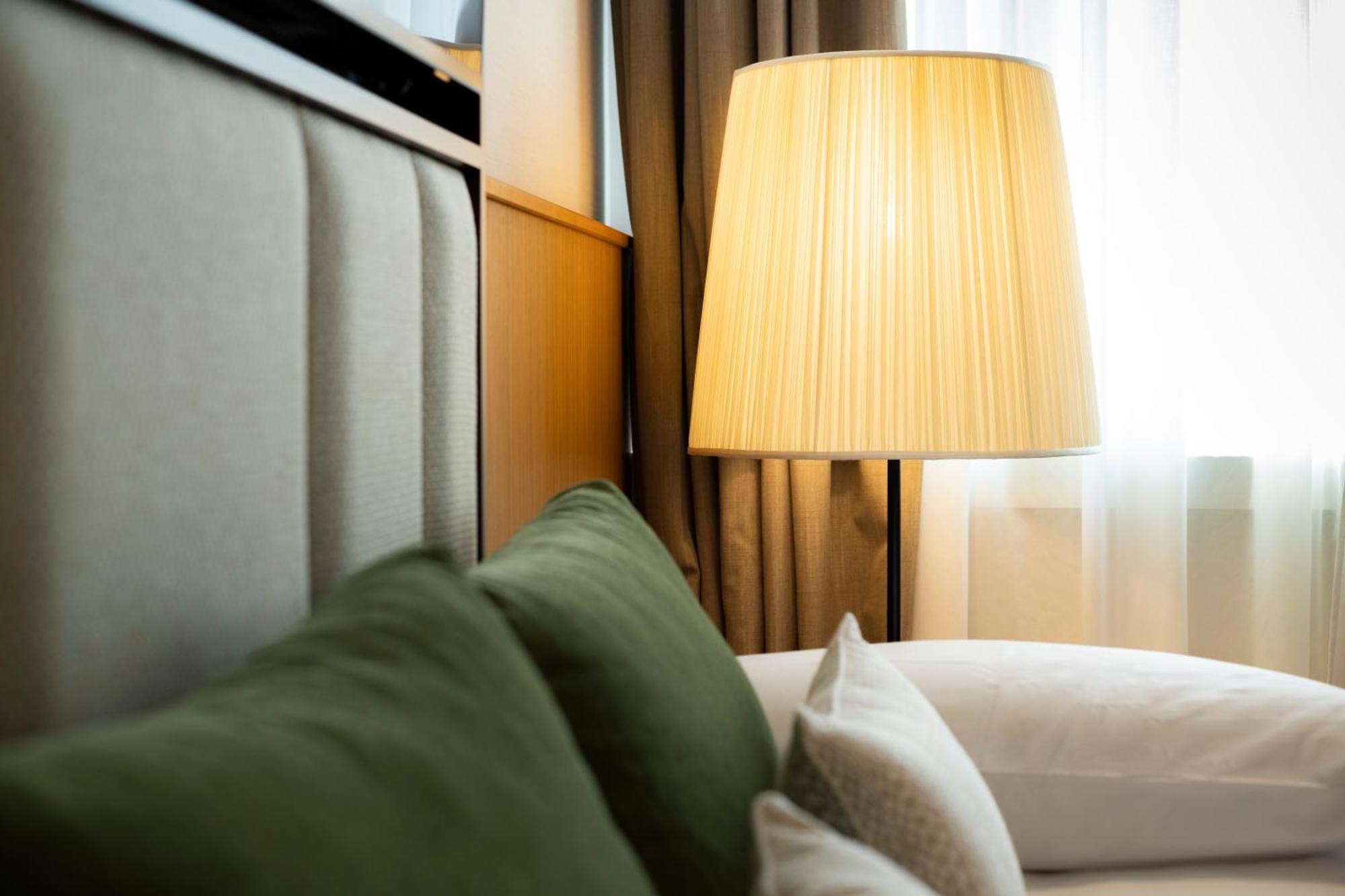 Circle6 Hotel